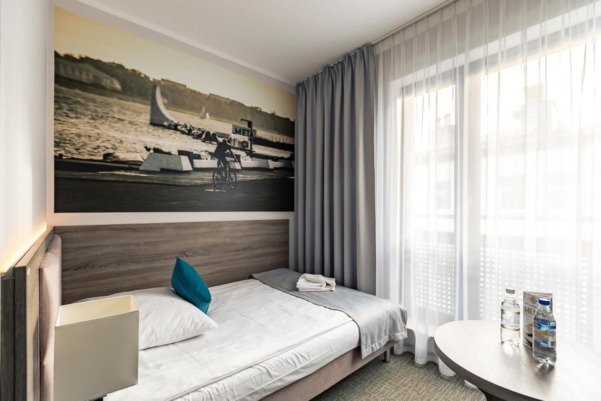 Meet Poznan Hotel Esterno foto