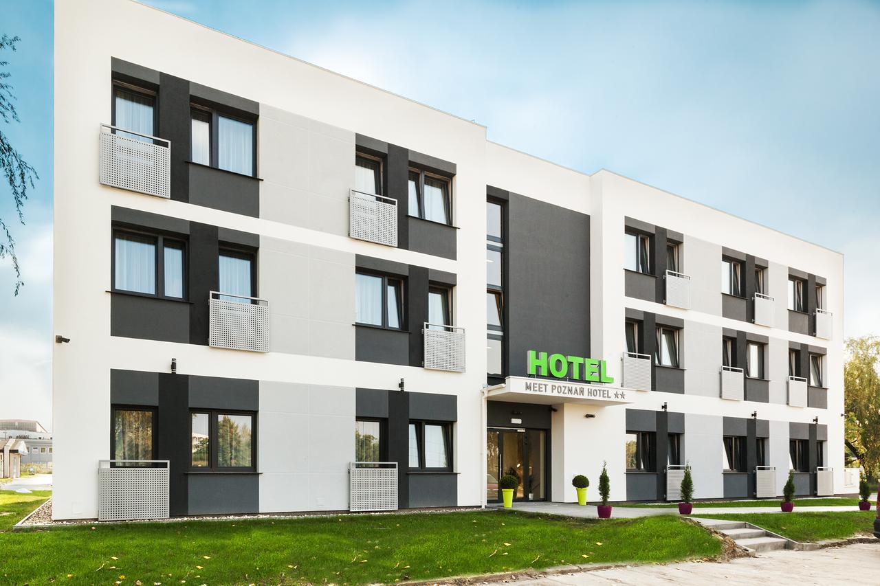 Meet Poznan Hotel Esterno foto